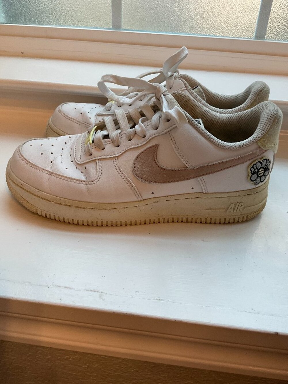 Nike Air Force 1 Low – Floral Pack – White/Tan Suede